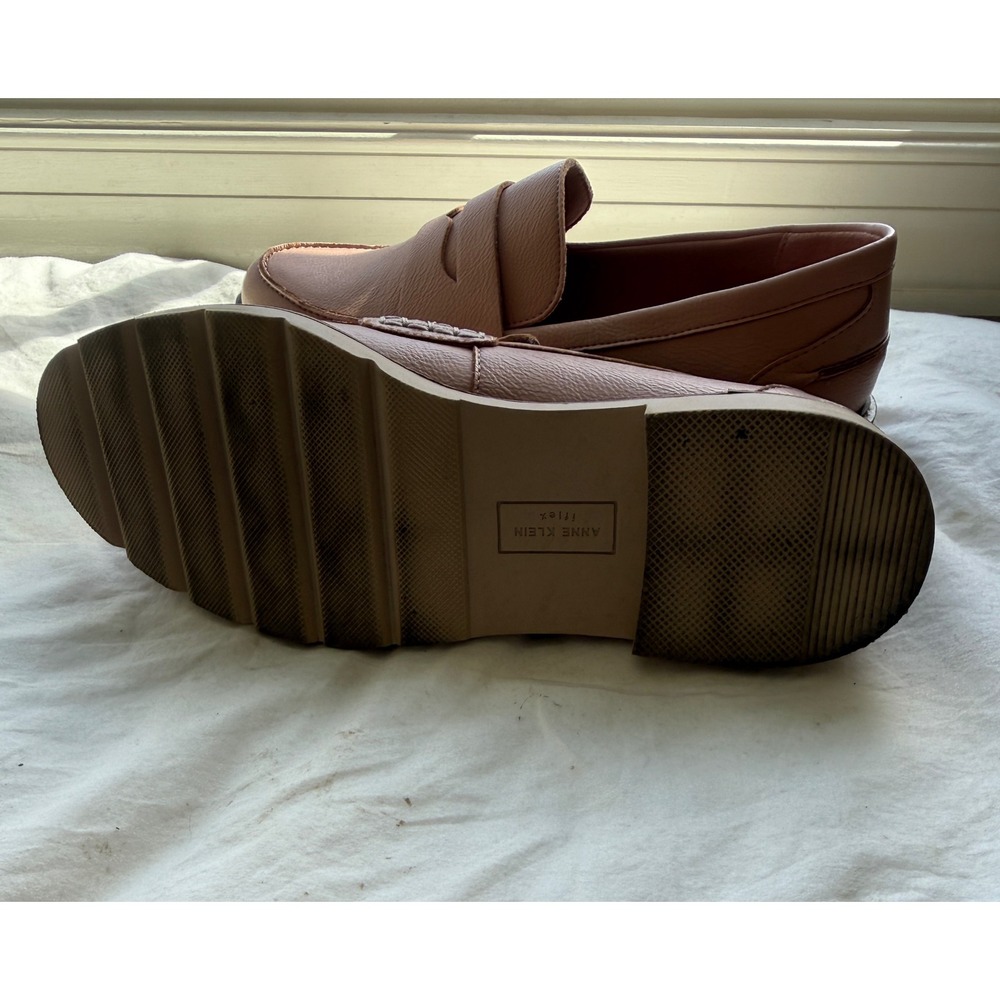 Anne Klein Emmylou Loafers Blush Size 8 Like New - Picture 15 of 16